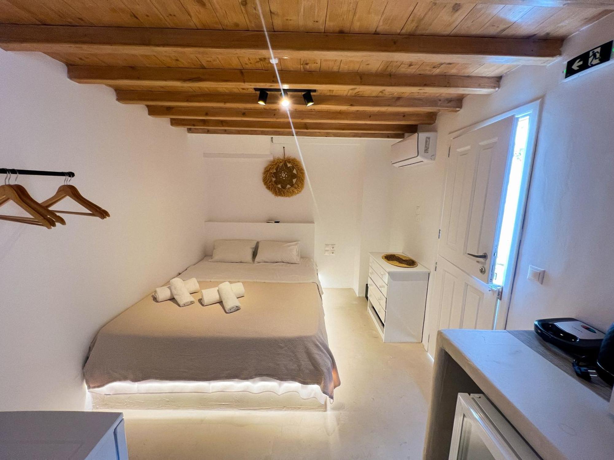 Kamara Residence & Suites Mykonos Town ภายนอก รูปภาพ