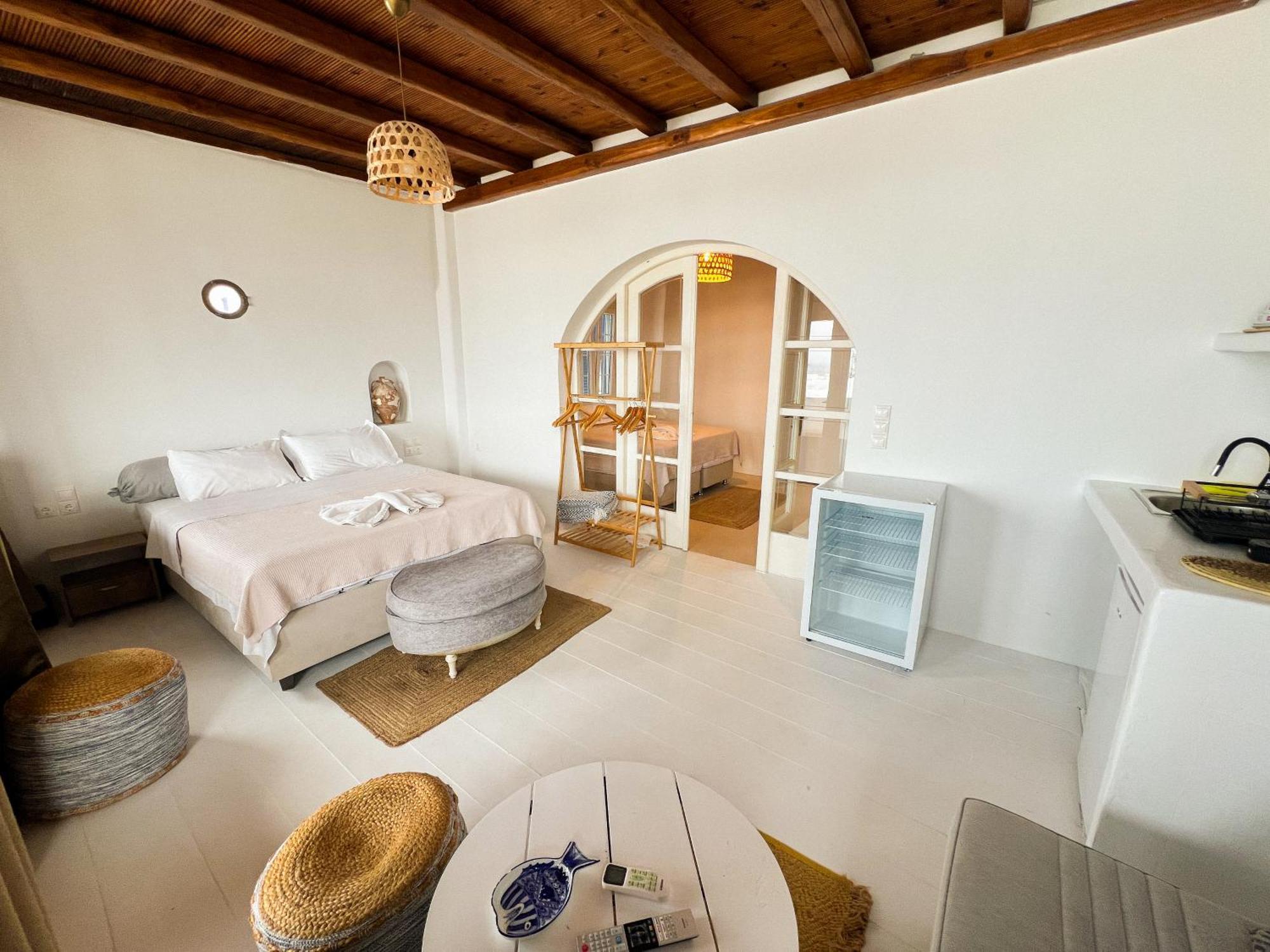 Kamara Residence & Suites Mykonos Town ภายนอก รูปภาพ